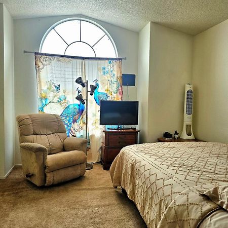 Nice Private Room In A House Close To Red Rock & Las Vegas Strip المظهر الخارجي الصورة