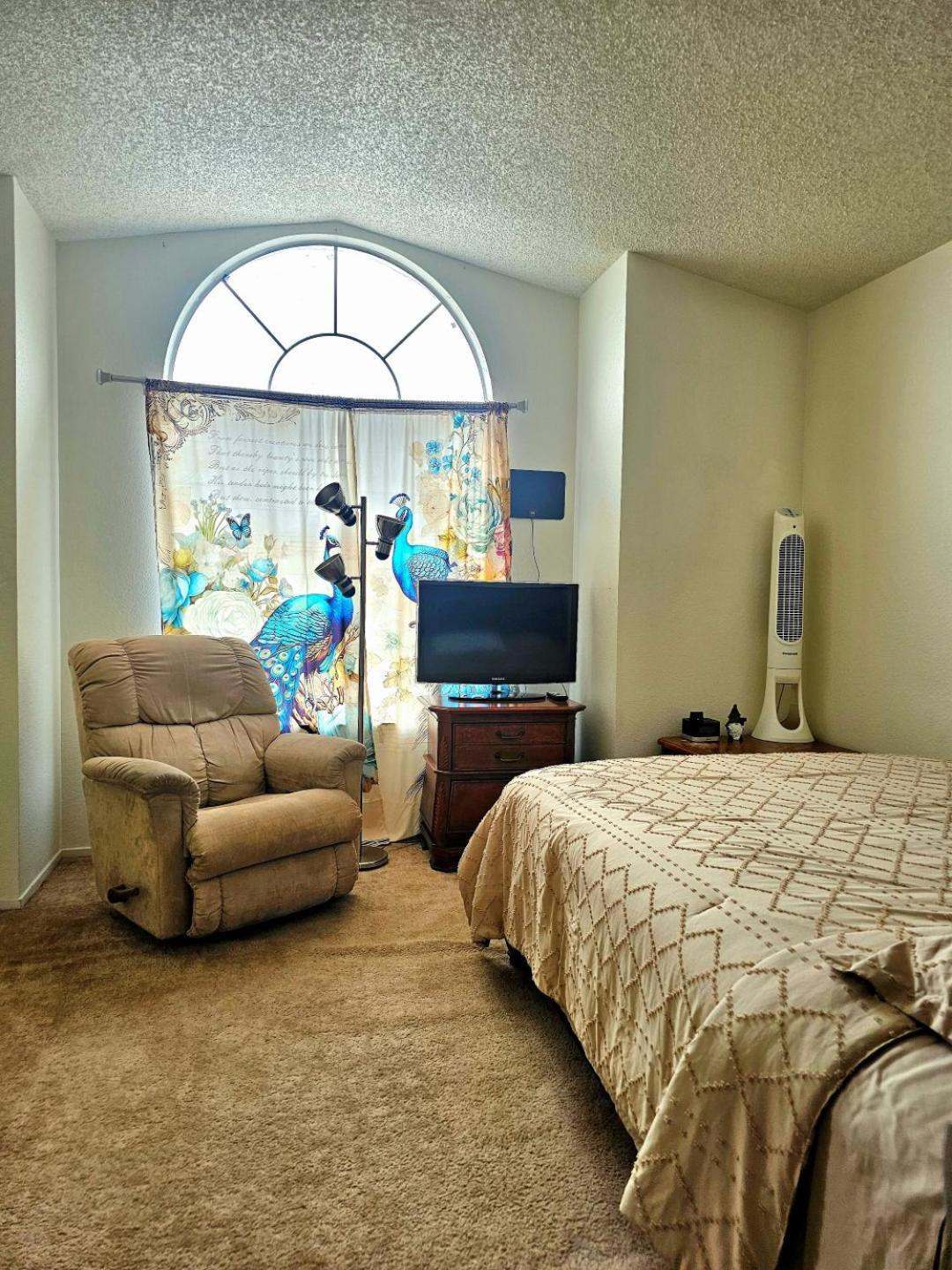 Nice Private Room In A House Close To Red Rock & Las Vegas Strip المظهر الخارجي الصورة